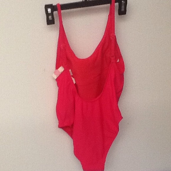 Partay swimsuit - Picture 2 of 3